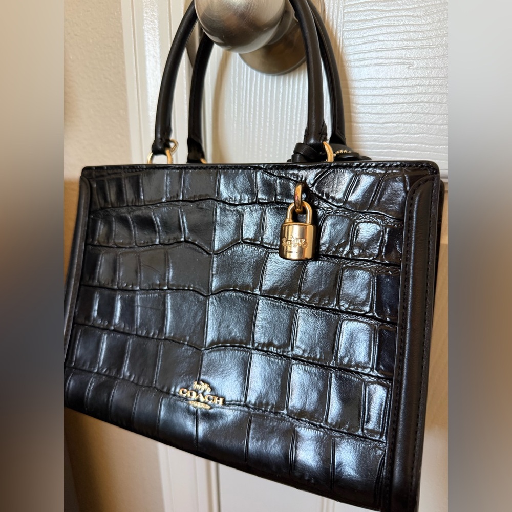 Coach Small Zoe Carryall Black - Picture 2 of 6